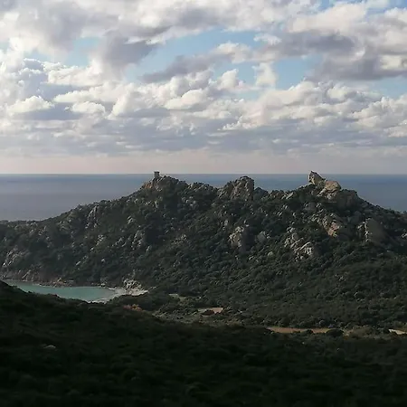 Cote Orientale : Mare E Monte Apartment *